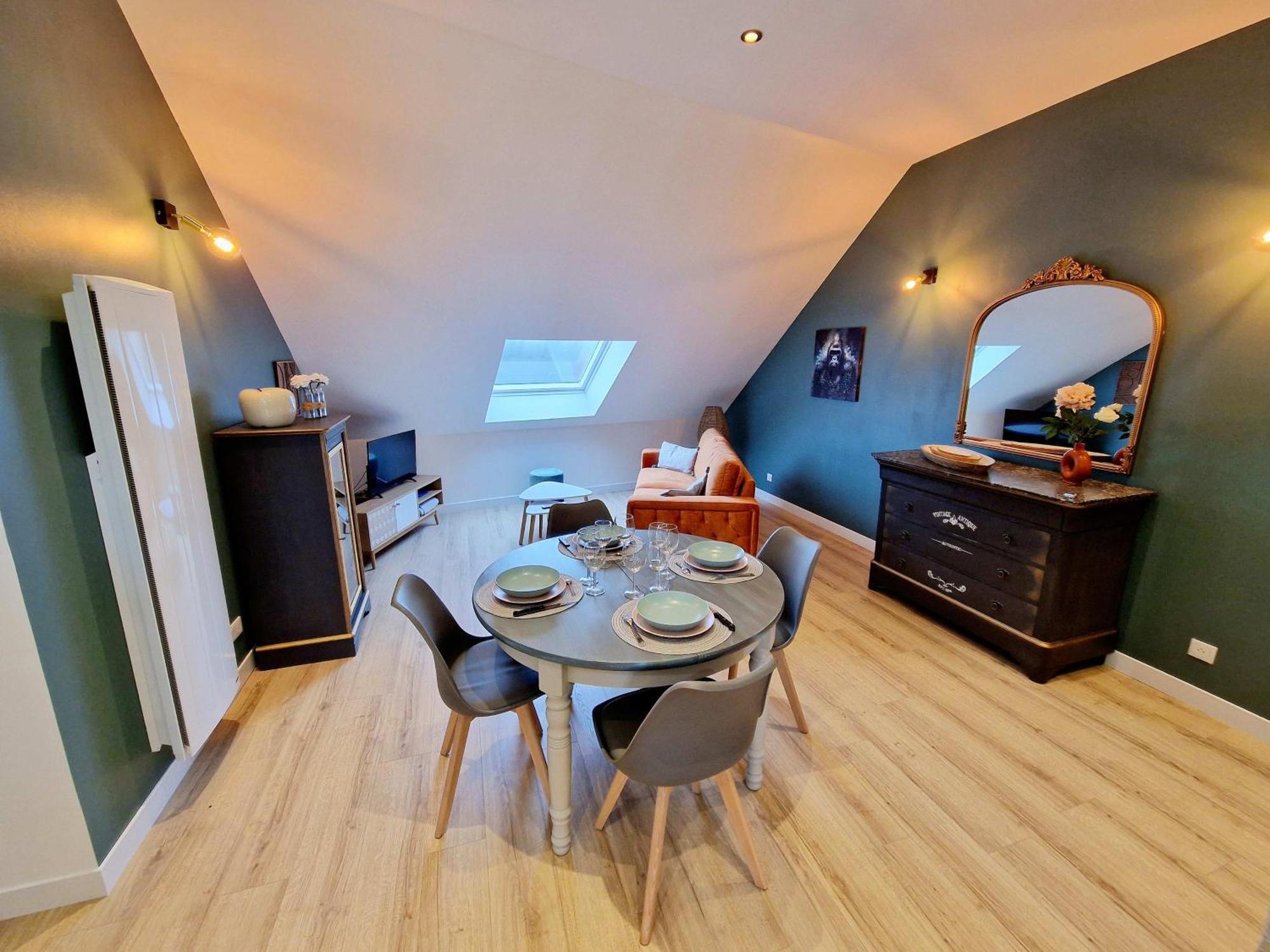 Le Colombier Apartment Laon Exterior photo