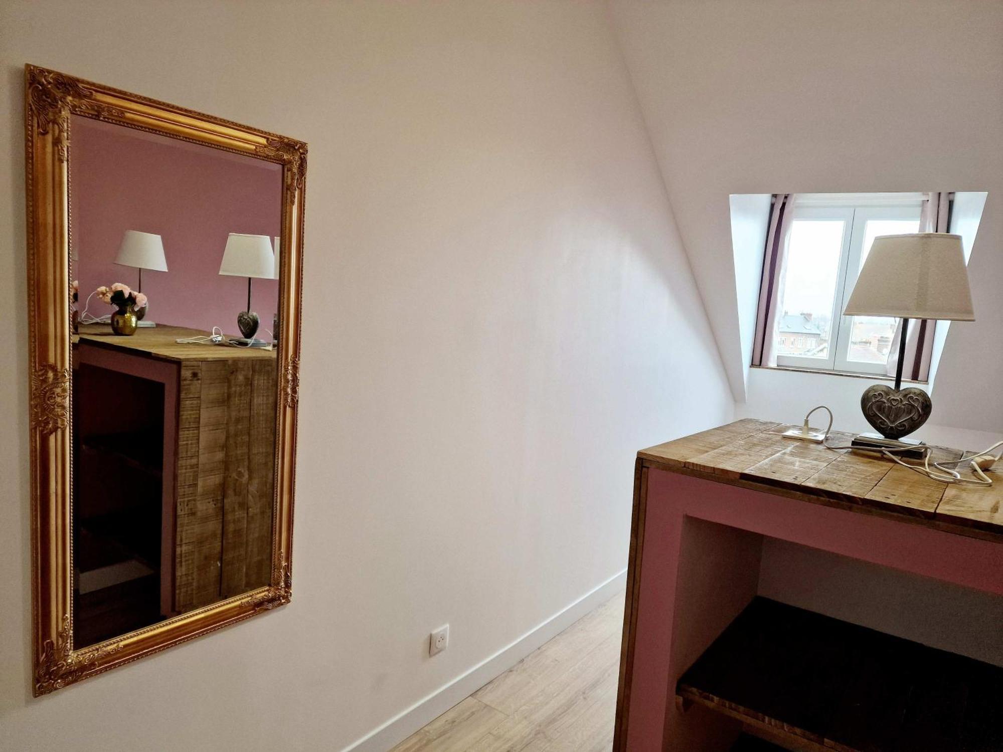 Le Colombier Apartment Laon Exterior photo