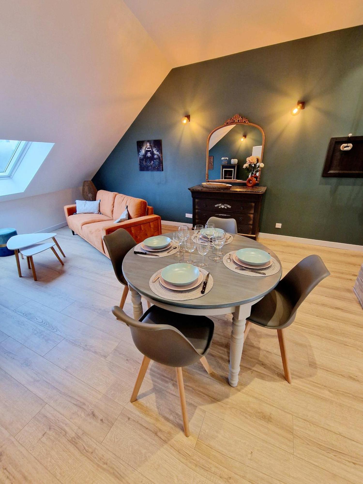 Le Colombier Apartment Laon Exterior photo