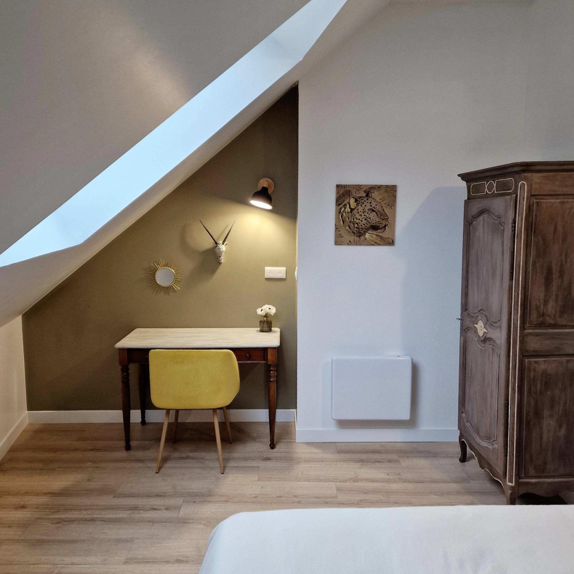 Le Colombier Apartment Laon Exterior photo